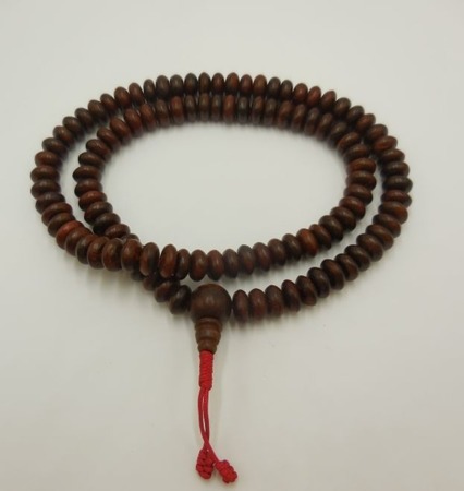 Mala 108 - red sandal wood flat bead 10 mm