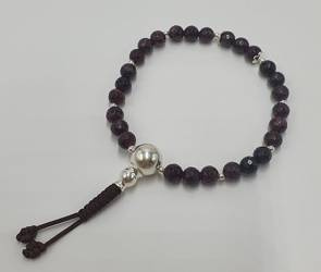 Mala 27 - garnet 6 mm