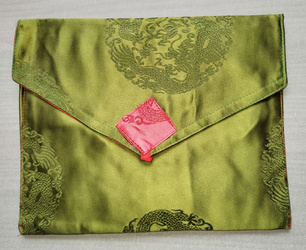 Etui for meditation leaflet - green