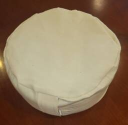 Cushion for meditation - white
